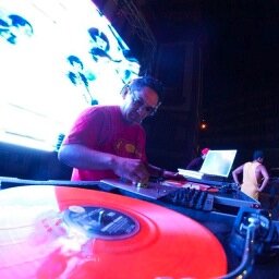 Dj, Producer