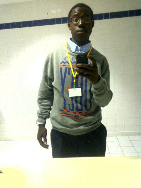 Keep it real|| 100|| #ballislife || Niqua ^_^|| bestie was here 0_0