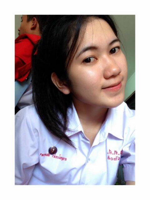 ชื่อเม น่ะค่ะ ฟอลเยอะๆน่ะค่ะจุ๊บๆ :)