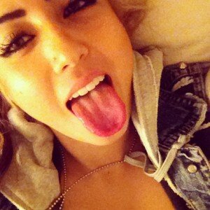 DomitilaEchaure's profile picture. 707