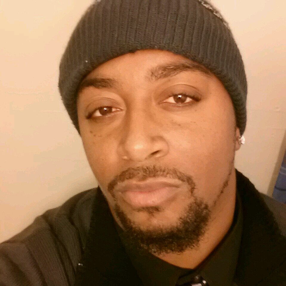 I'm complex but yet simple, I'm an extrovert, introvert...Hard working now in order to relax later. I live for future success.