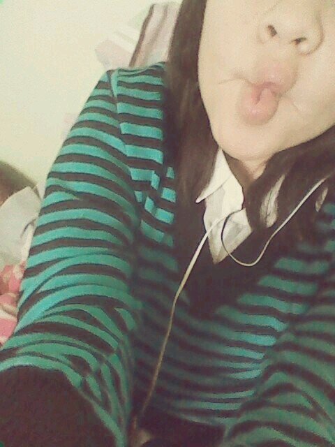 Follow me and follow you♥ :3