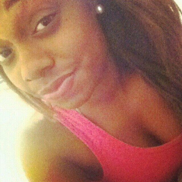 #teamlightskin #teamheat #teamfaithful #teamladytrojan . Well my name is anterria, but people call me punkinn ! Follow me i follow back , just that simple