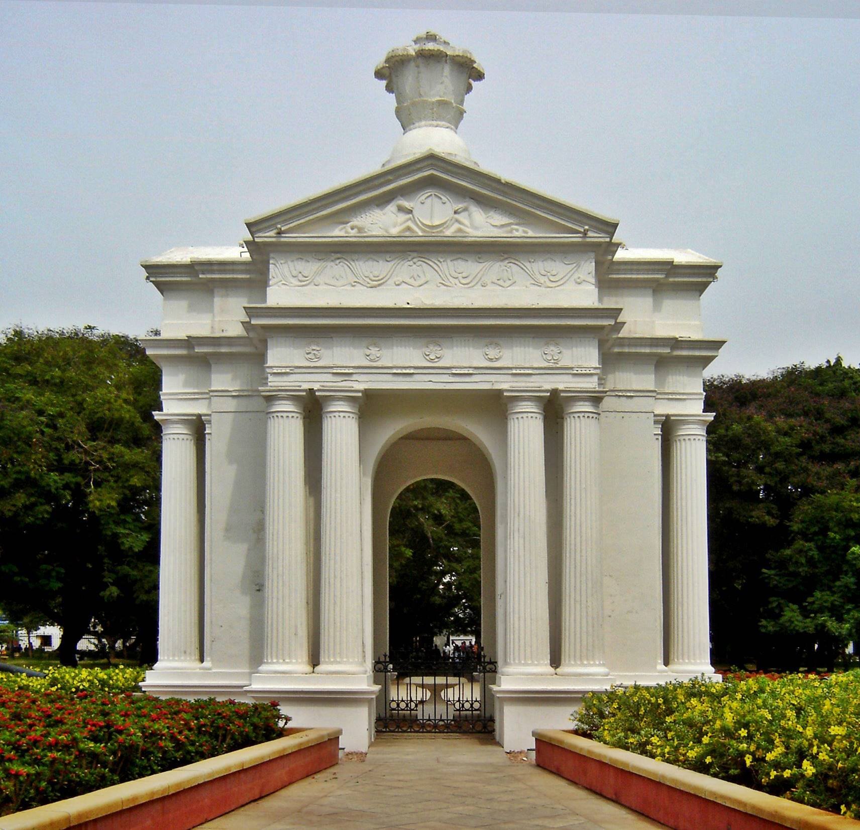 We provide all the information about Pondicherry to visitors,
Visitors can share their experience here so that new travelers can explore Pondicherry more