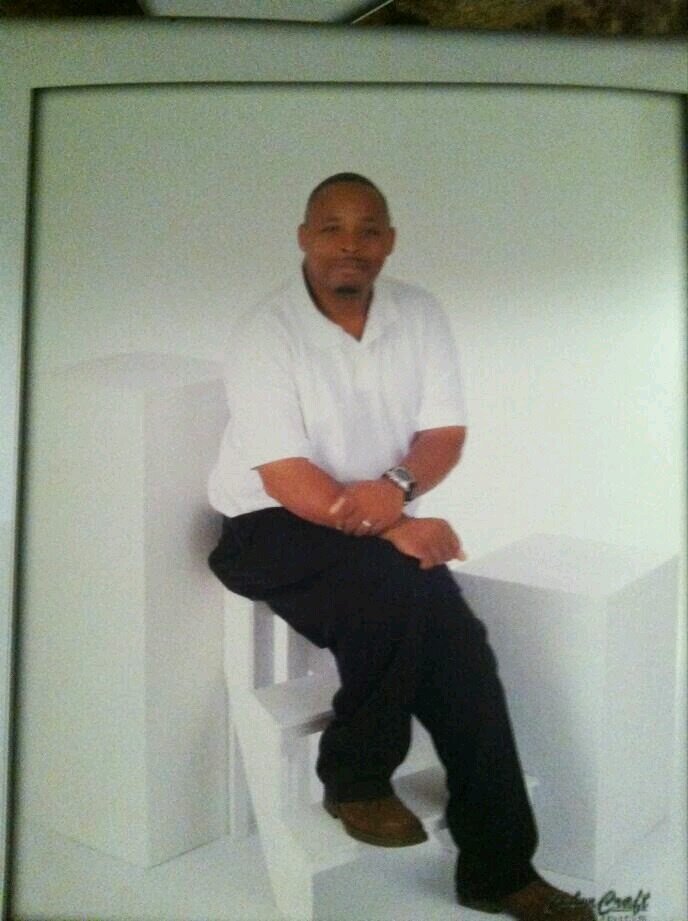 Robert23466's profile picture. 