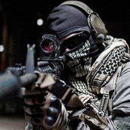 Youtuber / Gamer  
Pues  hola a todos chicos  me gusta  subir videos Espero que  lo paseis bien en mi canal 
https://t.co/r9aVYYHL3o