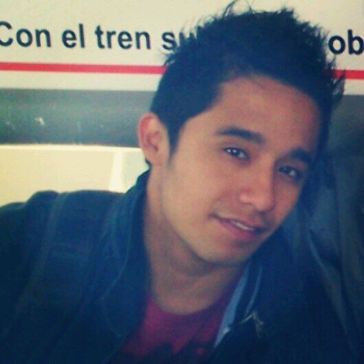 En mis planes esta...no tener planes! Todo debe surgir espontáneamente :) Me gusta platicar mucho y siempre podrás contar con un buen amigo...yo! :) Fin