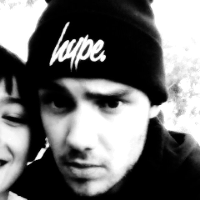 @hesgotstyles just gave you a free follow, so please go follow her! xoxoxo