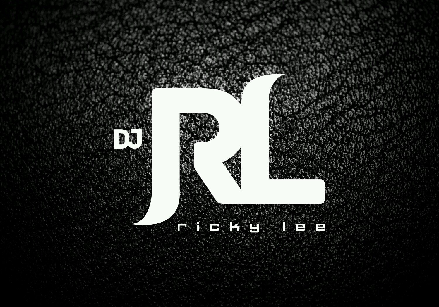 Radio Producer for Houston Radio & DJ at Club 06 inside of Escapade 2001 | See Me on IG @DeejayRickyLee | Hear Me on http://t.co/5NS4jUUQVP