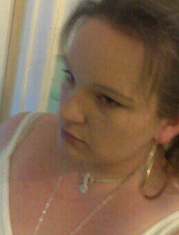 New on here ....dunno wot im doing or what the whole point to twitter is but im having fun finding out lol feel free to help me lol xxx