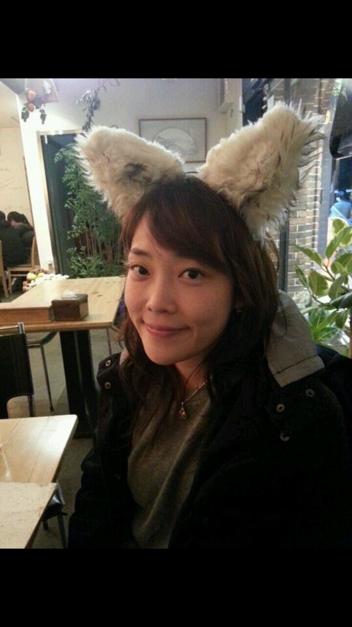 탄산수.고양이.cat. 중립적. 그럴수 있지.자몽.와인은dry.도예.
