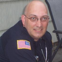 Husband, father to a great daughter, avid snowboarder, autocrosser, trader, Paramedic/Firefighter