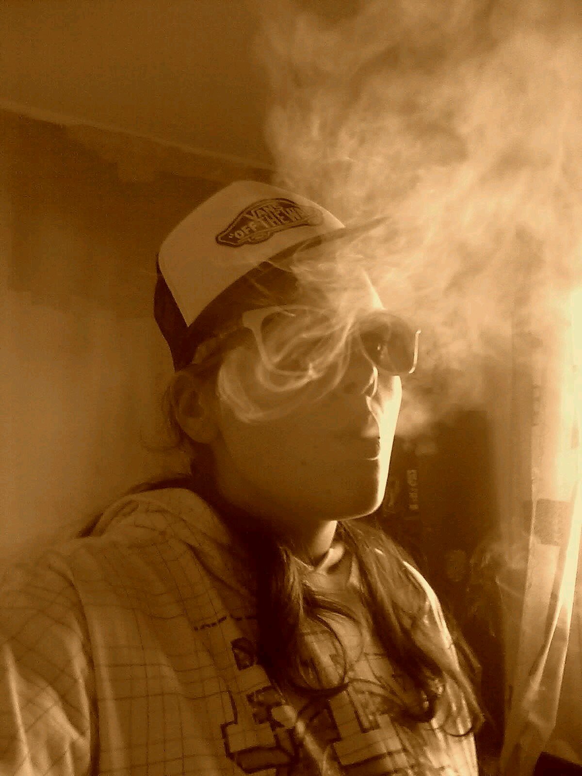 I love R&B and 213!! Stop the drama! Smoke marihuana!