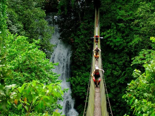 Descubre los lugares más exóticos de Costa Rica y asegúrate las mejores vistas con nosotros.