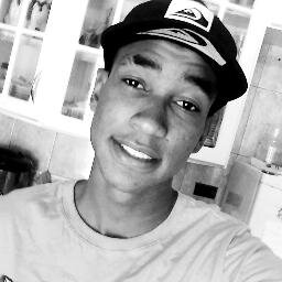 Facebook -   http://t.co/XFZOH9vnpp  !