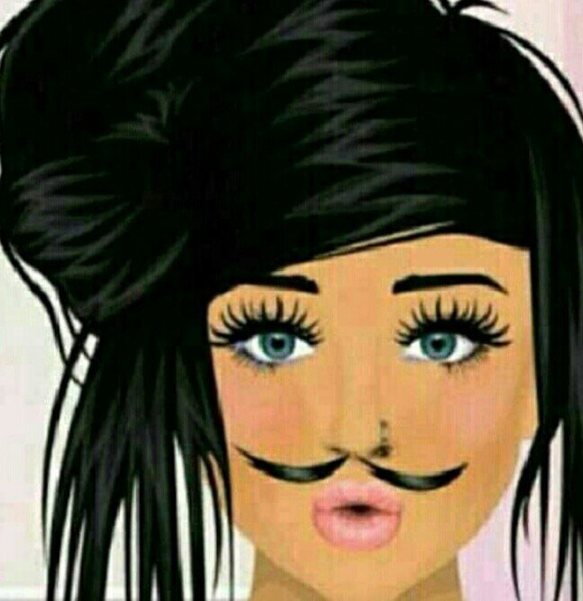 تبوني أكتب عني بهالصندقه ؟ سيروا لاه بس بالمختصر : ‏‏‏‏‏أعيش جو ملوك والراس لافاق يبقى على وضعہ ومححدن يهزهہ