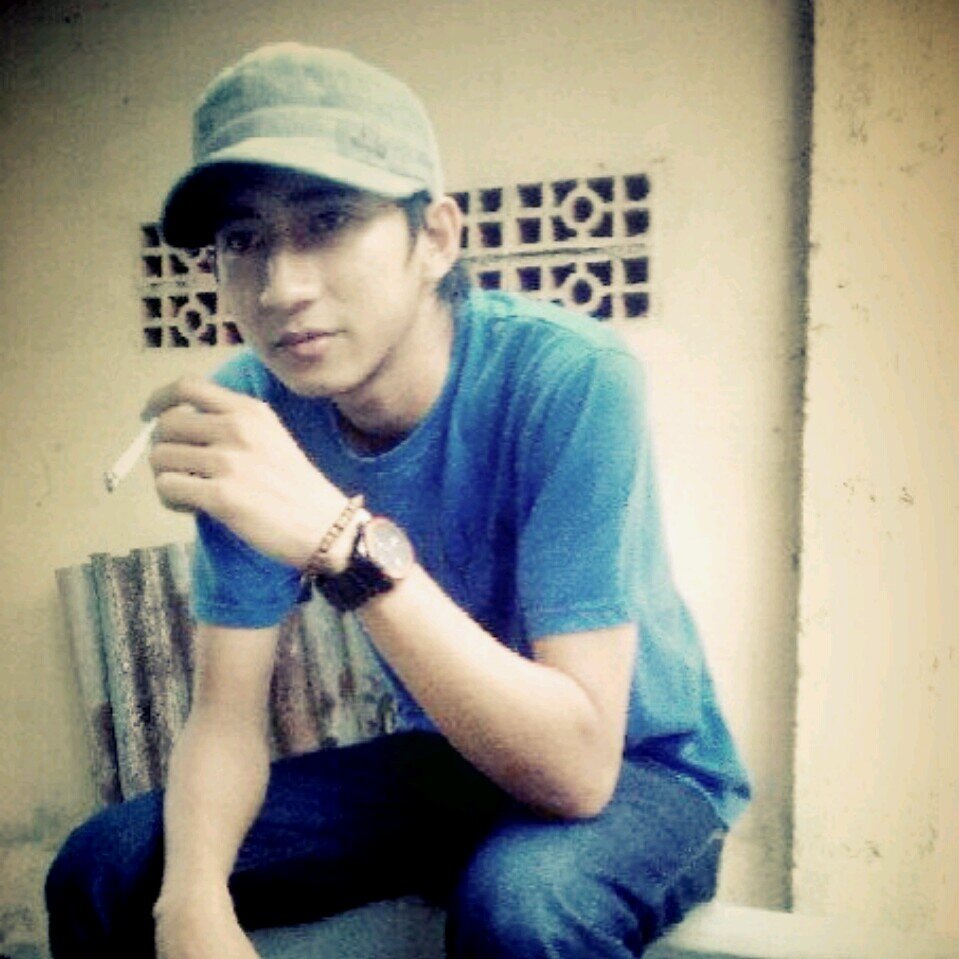 arvin_griind's profile picture. bertahan dengan prinsip-prinsip saya. Lebih baik diasingkan daripada menyerah terhadap kemunafikan.