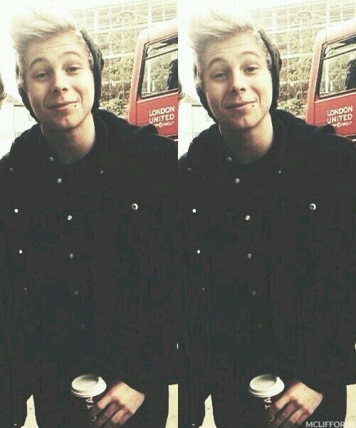 «Spain needs 5sos» 0/4