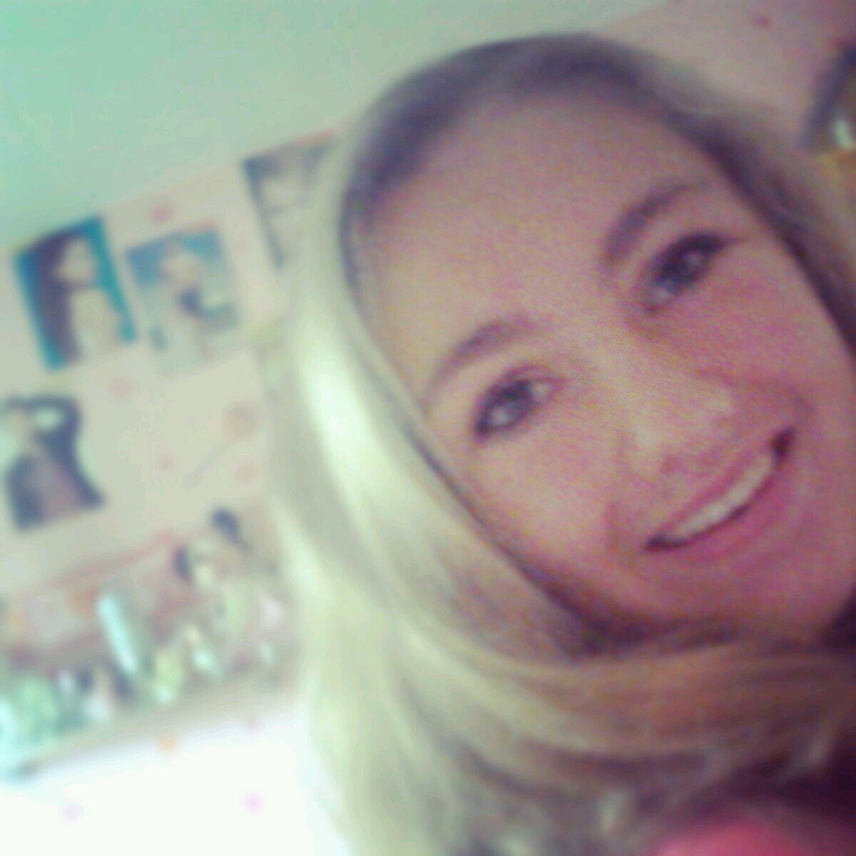 H.I.C MB1
Sg Panta Rhei 2KG1
LOVE deze mensen :
Shannon
Eva
MIchelle
Rajah