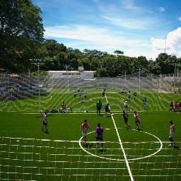 Somos las canchas de Futbol 5 Premium de Caracas, la mejor grama, la mejor ubicación y la mayor diversión.