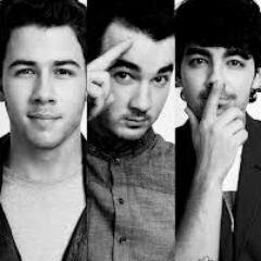 libros/ musica / instrumentos / jonas / comida / novelas 3 jonatica ...solo la gente fome no entiende mi locura
