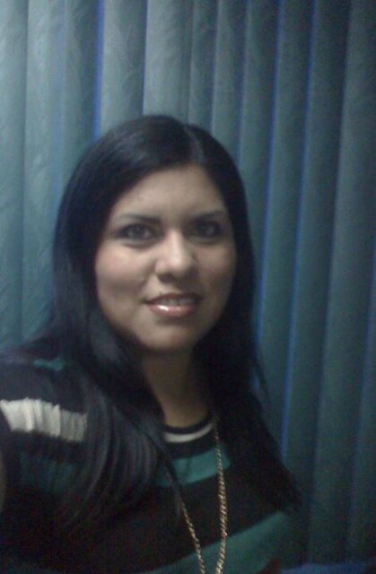 Soy Venezolana. Administradora. Me considero una persona 100% sincera. Soy fiel creyente en Jesús, adoro a mi familia y amigos, doy todo por ellos, los amo...