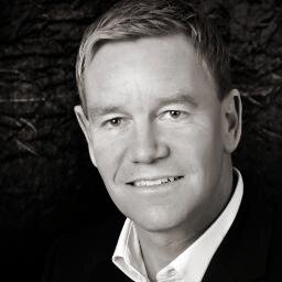 Passionate about people and purpose. Transforming OOH @OUTFRONTmedia.  Proud Dad and husband. tweets are my own.