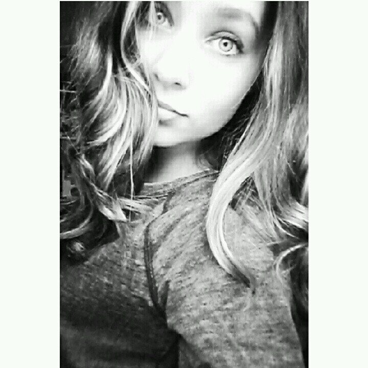 Nikki is gewoon perfect! Ze past bij Rein♥  volg ook ons acc op insta: nikkiisperfect  1/1