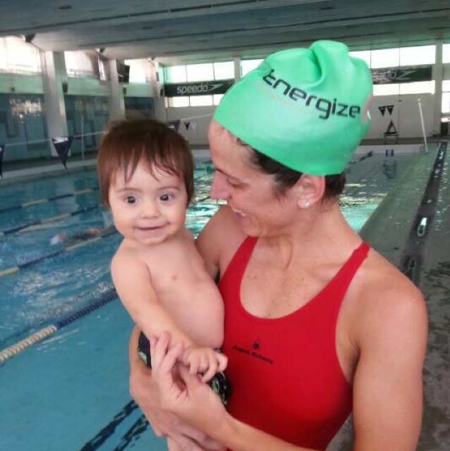Triatleta chilena, casada con @fvande olimpico 2012 =) Entrenando para ser los mejores padres del mundo!