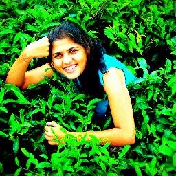 Graphic Designer, Book Lover, Movie buff, photographer, music lover, fun loving, fashion and style, live life to the fullest !!