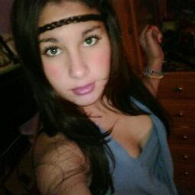 Profile Picture of  ♥Jenny Gallardo  ♥ (@JennyferGallard) on Twitter