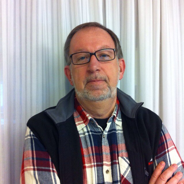 janosterlind's profile picture. Fd förbundsordförande, bostadspolitiker, styrelseordf Stångåstaden, mor- o farfar samt f d seglare.