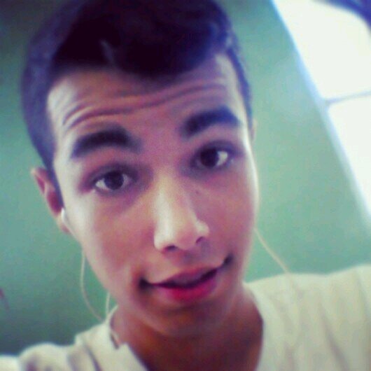 Sou e feio e ponto..