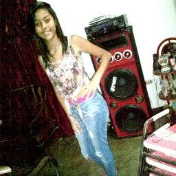 Sigueme&TeSigo
La belleza no es el tamaño de su cintura, o la marca de su ropa, es del aspecto de su sonrisa. ♥
KAFI♥