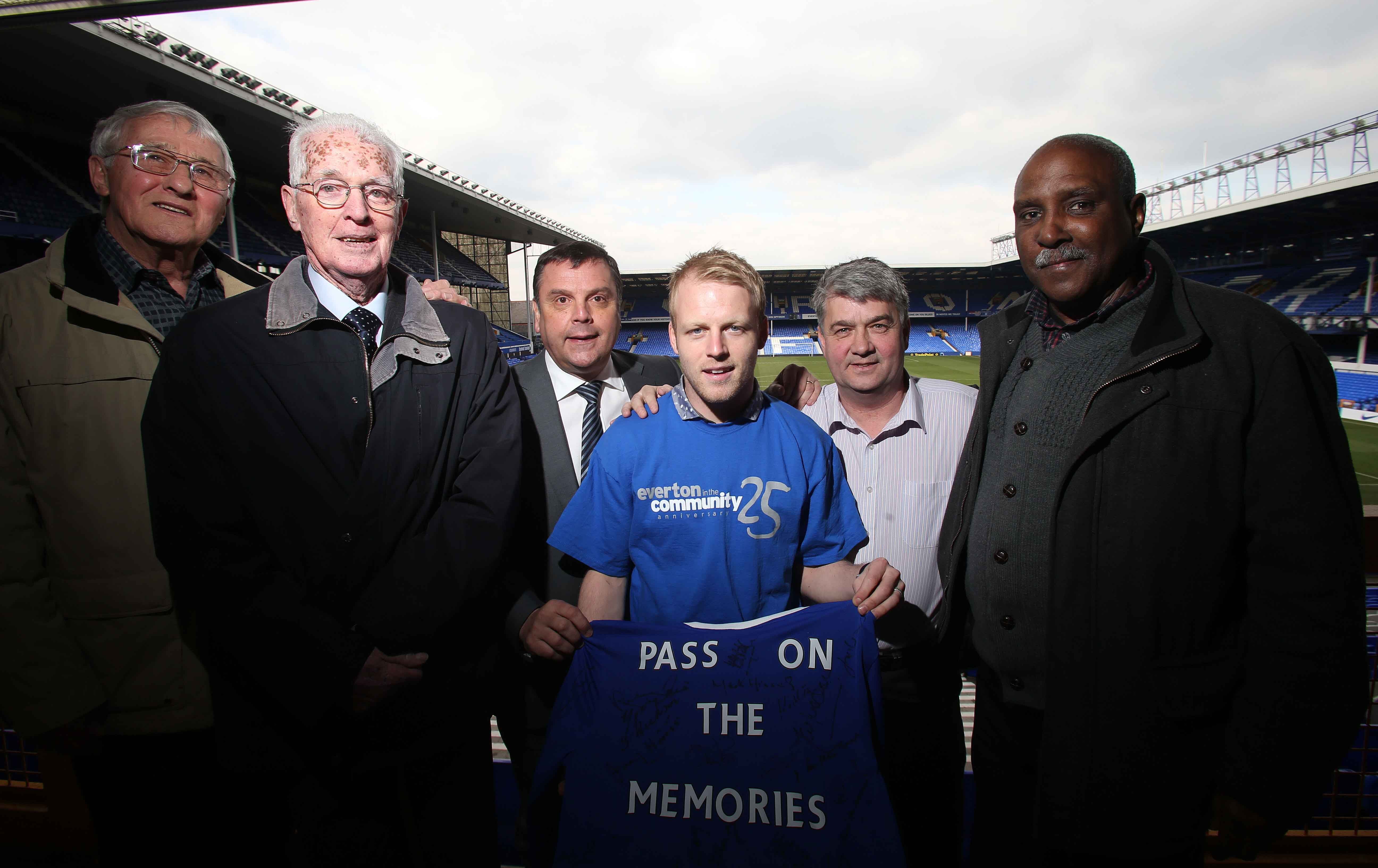 An Everton in the Community project designed to support those living with Dementia through weekly reminiscence sessions, day trips and social activities.