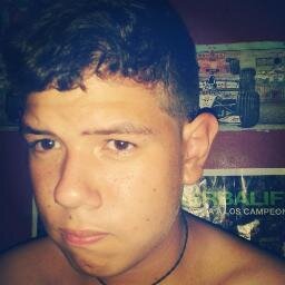 Soy Humanoツ Hip Hop♥♪|| Basketball♥ Chicago*-*/ Holaa, @aliuskrodgz paso por aca xd, chaau.
