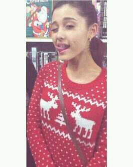 Hi if you're reading this please follow @DreamlandButera thank you♡