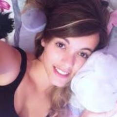 *♥*Não amo...sou amada*♥*. *♥*Não ando...desfilo*♥*. *♥*Não danço...eu arraso*♥*. *♥*Não me acho...sou procurada*♥*. *♥*Não sou boa...sou ótima*♥*.