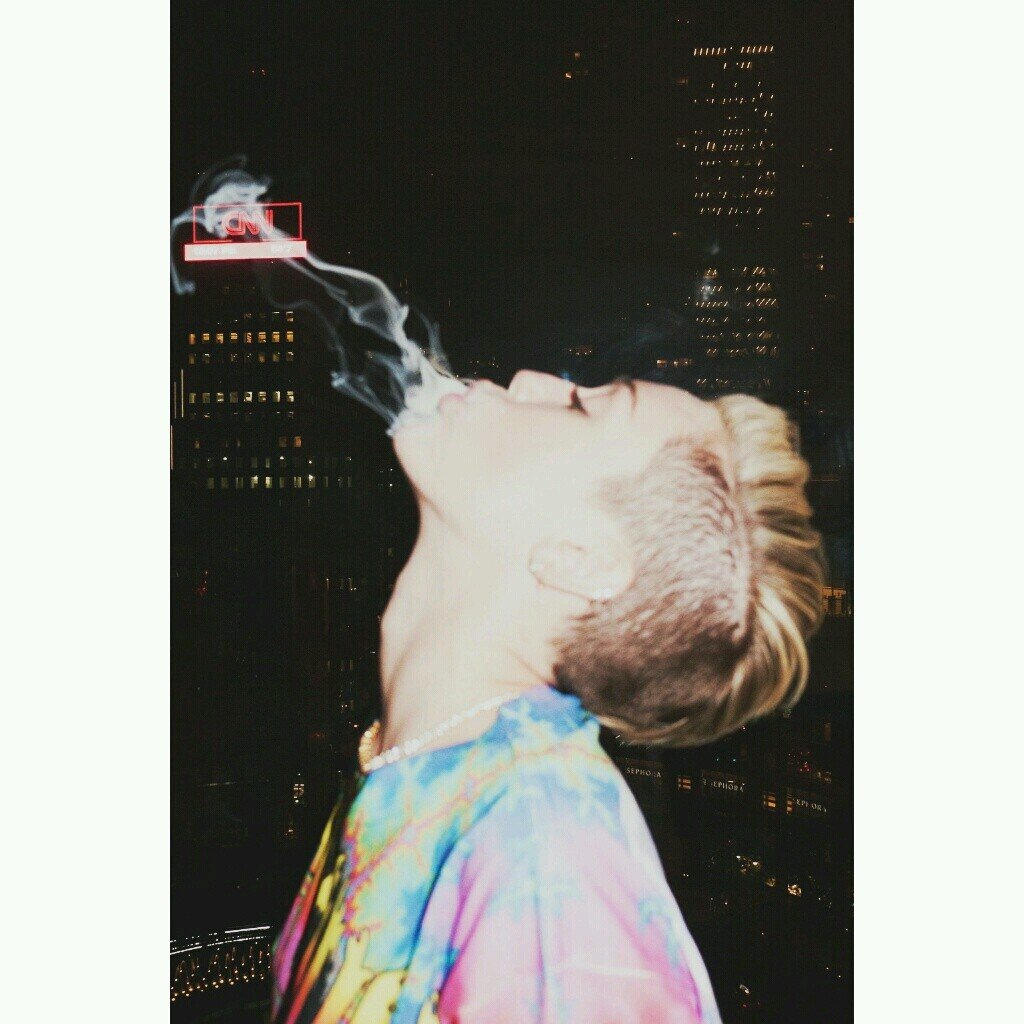 please follow me in my other acc: @chaasingdreams