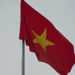 Socio 1.551 del Dépor. Mi hijo nació en Vinh Long (Vietnam), pero siempre fue blanquiazul. Lector voraz y juntaletras aficionado.