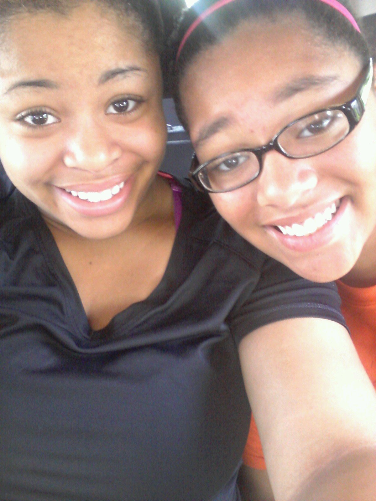 KIERA???yea thats me!|1st and foremost R.I.P. Dj| SENIOR WOOPWOOP|Follow mee@KieraaLeandraa:-D