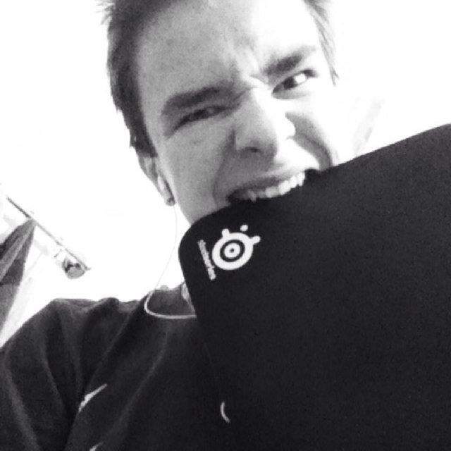 stepaTV1337's profile picture. SUBCRIBE ME!!! http://t.co/cx9U8crGFx