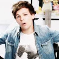 HOLA! TE ESTOY DANDO UN FREE FOLLOW SIGUE A @wandiftme TE DARÀ FOLLOW BACK SI SE LO PIDES!!