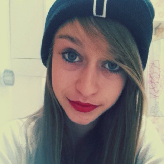 MargauxLSW's profile picture. Mon monde a moi c'est toi #MS plus qu'une meilleure amie,une sœur.