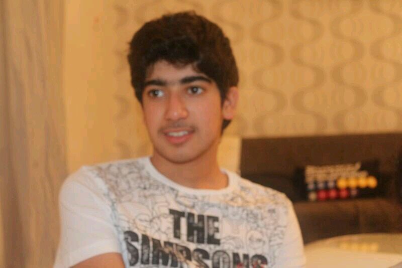 Welcome to my profile , I'am from UAE , My ( Kik & insta ) : Naif_abdulla ♡