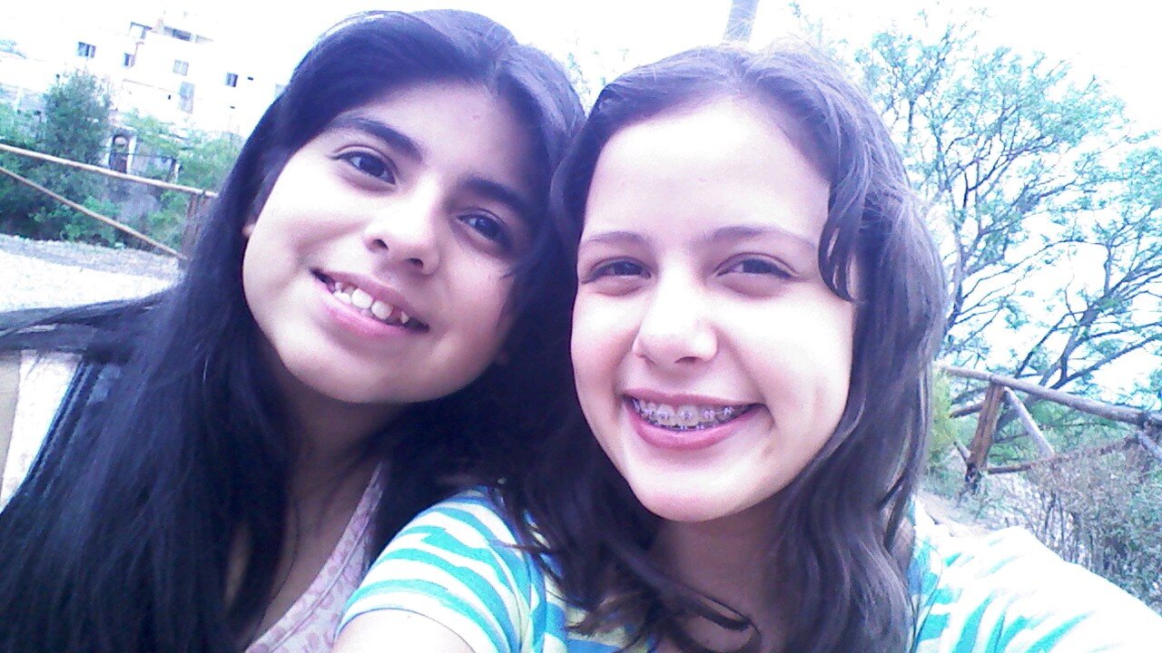 holuu soy bri fernandez :3 me gustan muchas cosas mi ap es joaquin ochoa con mis amigas tenemos un grupo llamado SCL ∞ emm si lo lees seguime :*