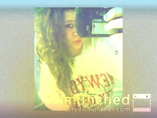 My other twitter because my other twitter isn't working\\#justbeyou☺