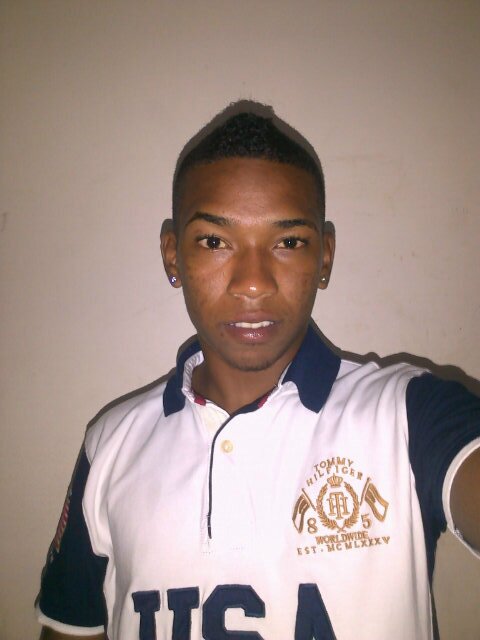 Fotografo Y Cantante Urbano #BlackRecords  #FortuneRecords.       BBM Ping 2B2716EE 3163894031Whatsapp                             facebook FosterLaLeyenda