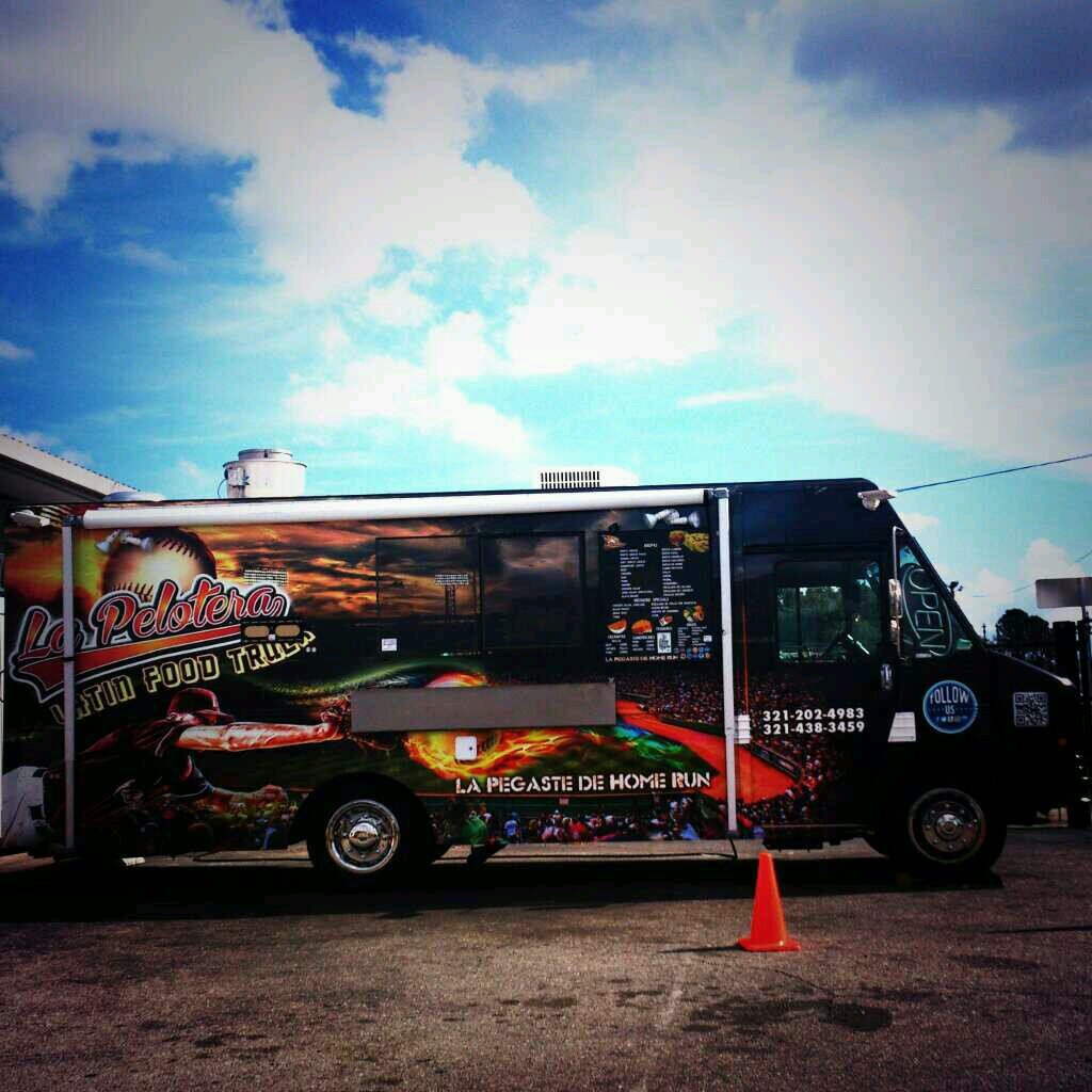 Delicious Arepas/ Pork sandwiches / Sweet corn cakes / Catering / Latin Food