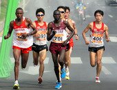 マラソンで記録を求めています。
走ること大好きです。
http://t.co/vmXvDudIkR